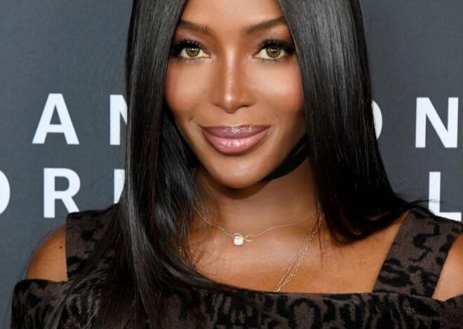 NAOMI CAMPBELL DAZES IN BURBERRY EXHIBIT AT LONDON FASHION WEEK